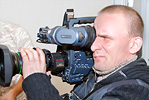 AVE sa�em jauno Panasonic HD video kameru