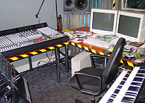 Studija FX - sound studio equipment