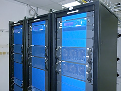 Hannu Pro installing Thomson transmitters and Spinner combiners